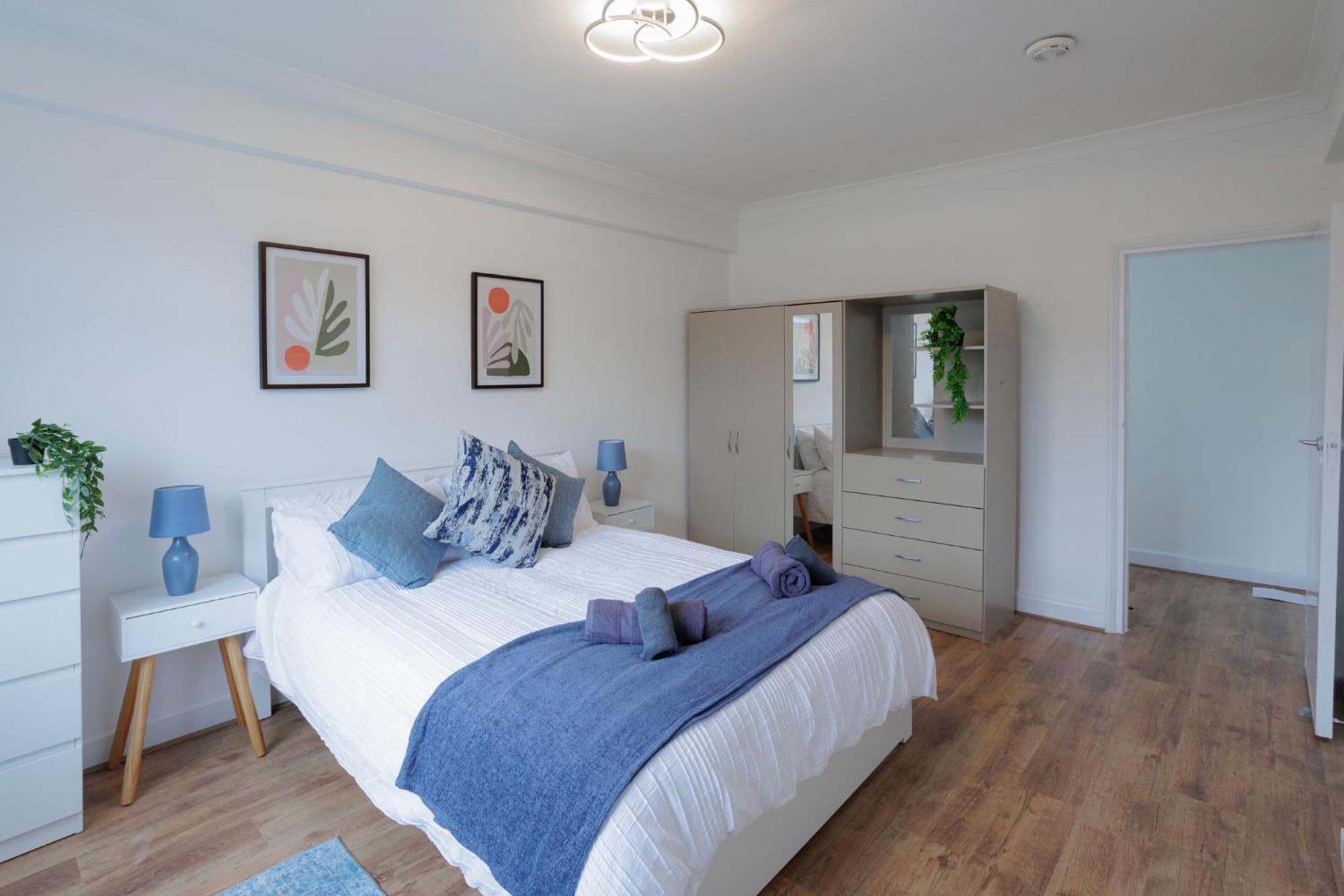 2 Bedroom By Arhouse Short Lets & Serviced Highbury With Free Wifi * Londra