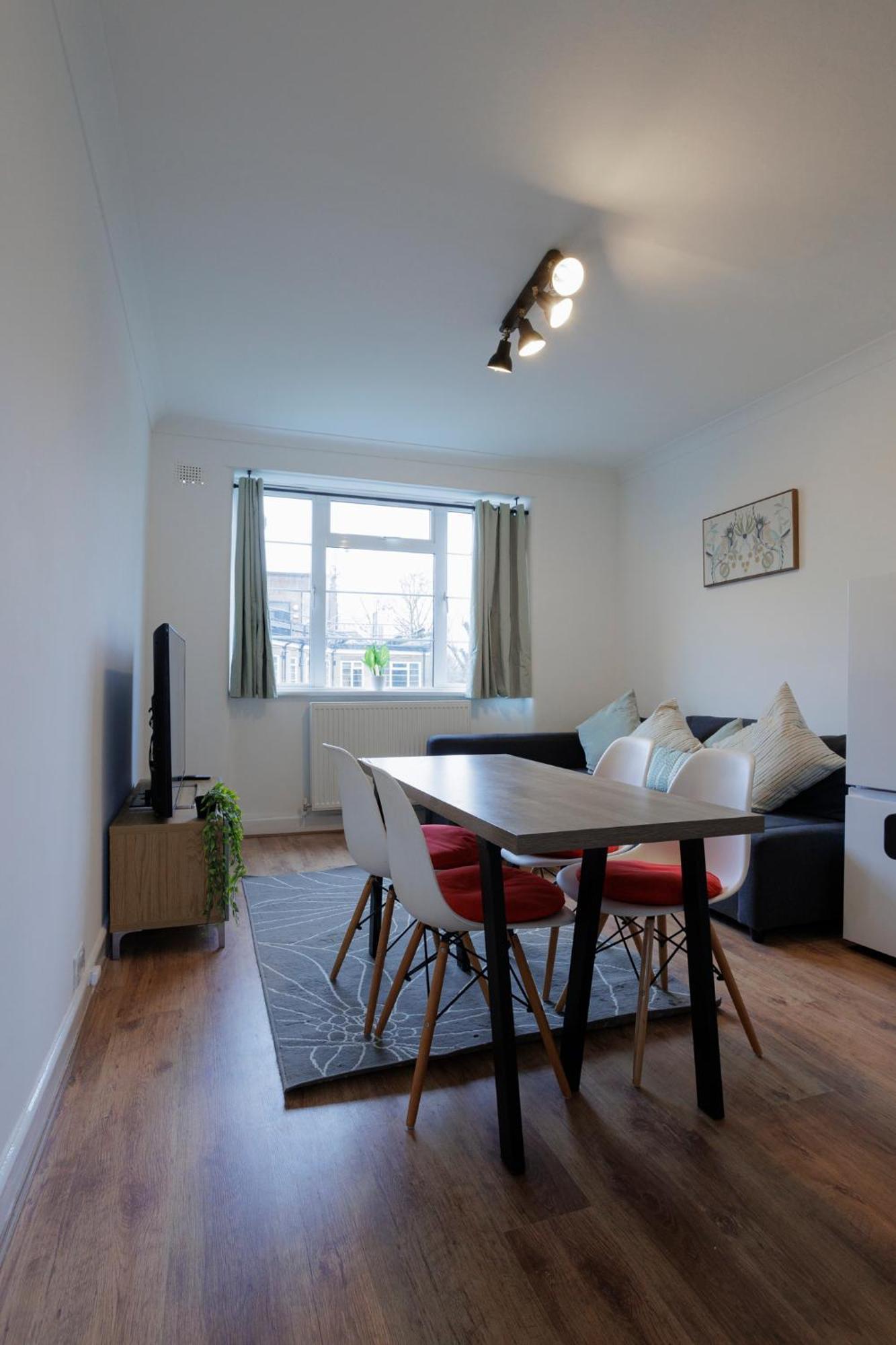2 Bedroom By Arhouse Short Lets & Serviced Highbury With Free Wifi Apartament