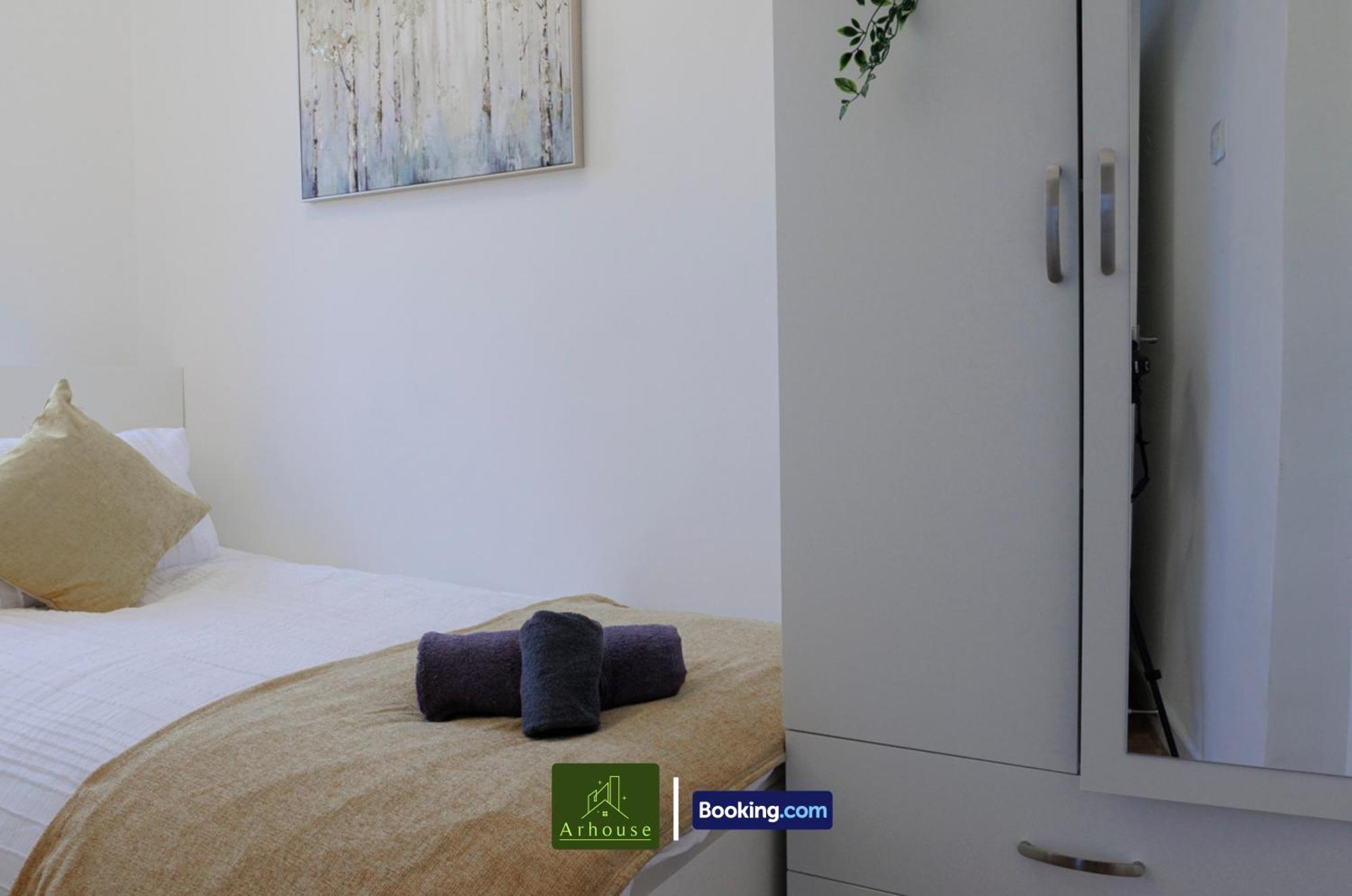2 Bedroom By Arhouse Short Lets & Serviced Highbury With Free Wifi Apartament *